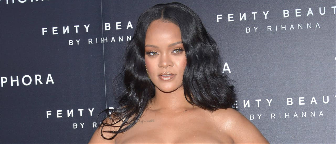 Rihanna muestra sus estrías y vellos en Instagram