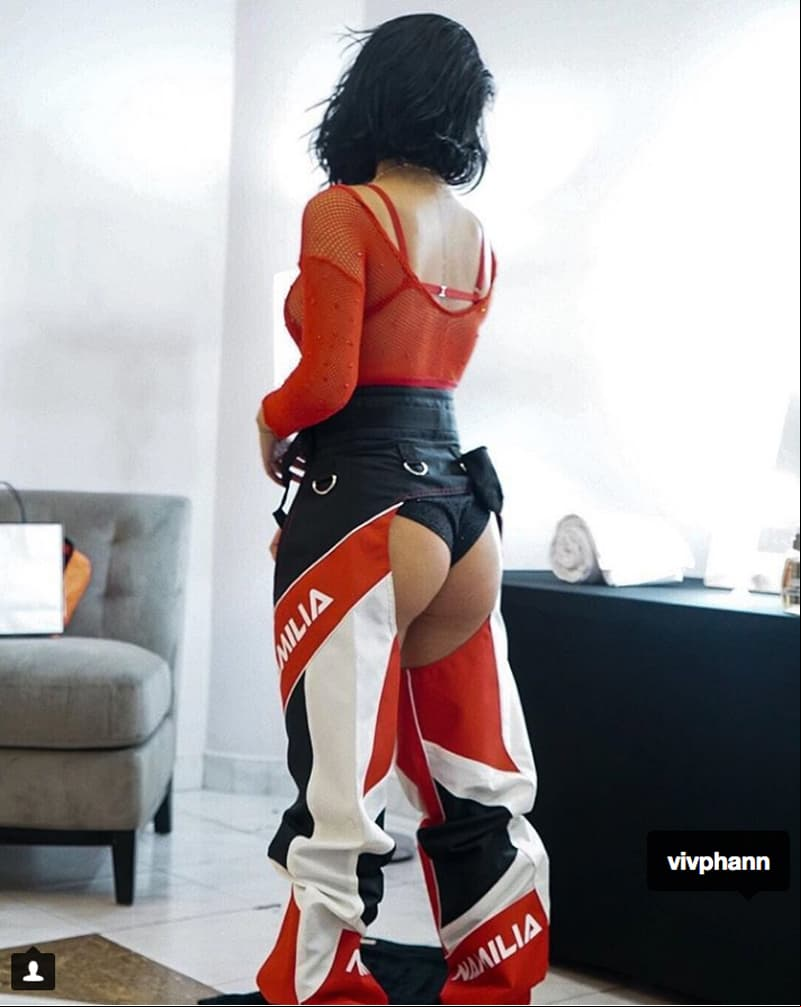 Becky G presume su trasero en Instagram