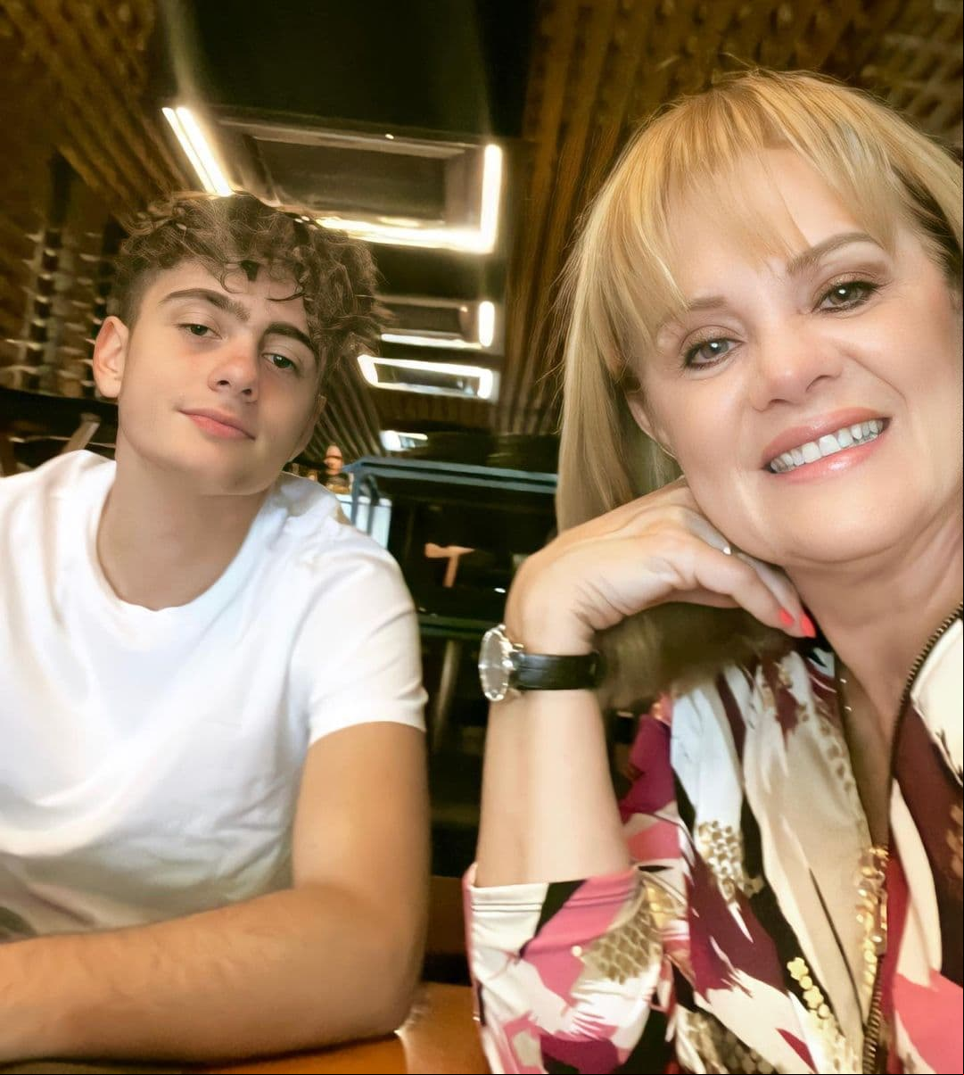 Erika Buenfil comparte que su gran amor es su hijo Nicolás.