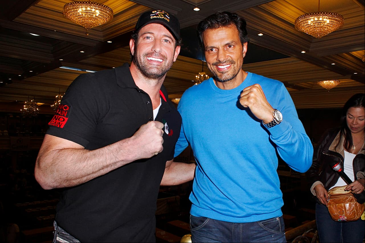 Además de ser grandes amigos y compartir el gusto por la actuación, Agustín Arana y Gabriel Soto son aficionados del box. Incluso, en varias ocasiones se han peleado arriba del ring con la intención de recaudar fondos para los niños.