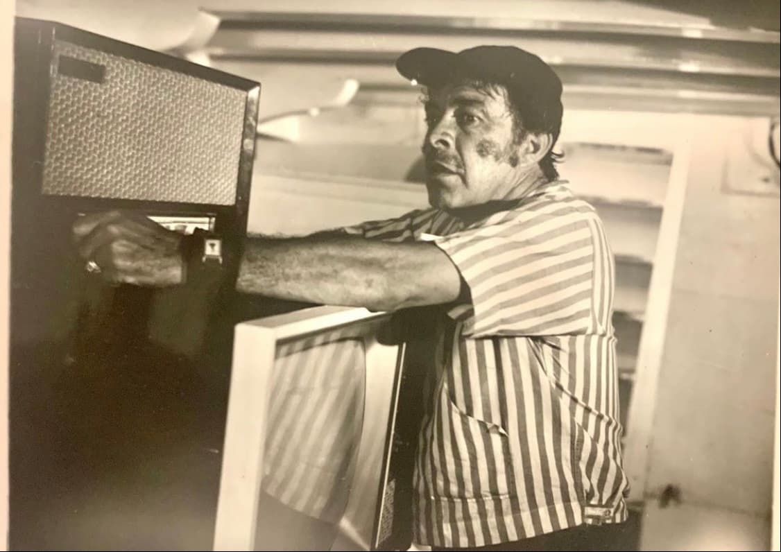 'Tin Tan' falleció el 29 de junio de 1973 a los 57 años de edad, a causa de un cáncer papilar tiroideo. No obstante, la simpatía y carisma con las que catapultó la figura del 'Pachuco' se ha impregnado en la cultura pop mexicana, convirtiéndolo en un ídolo hasta la fecha.