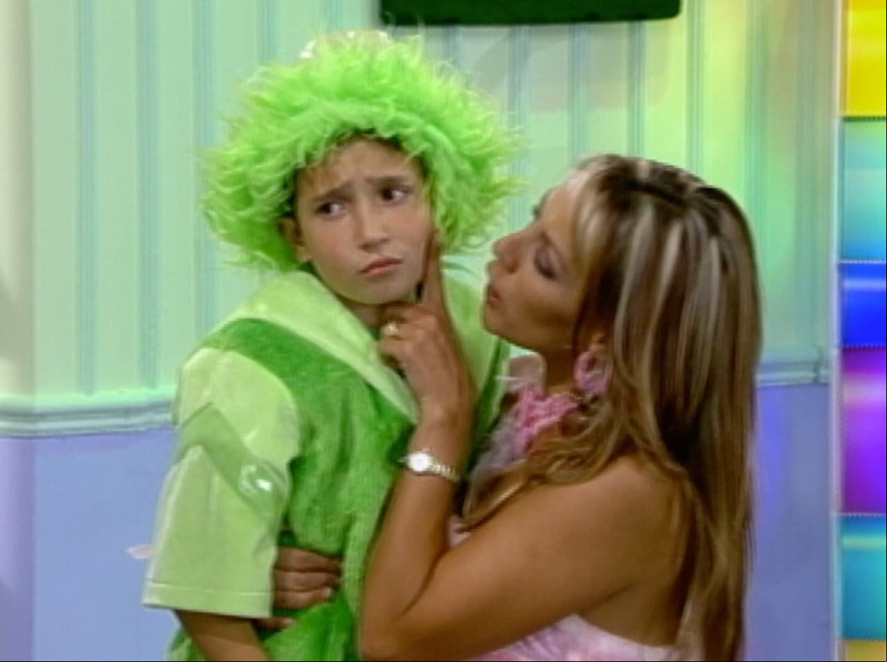 En 2002, el niño hizo casting para la nueva comedia de Eugenio Derbez ‘La Familia P. Luche’. La promesa de la actuación aseguró que a partir de ese momento se creó una camaradería especial entre cada uno de los integrantes.