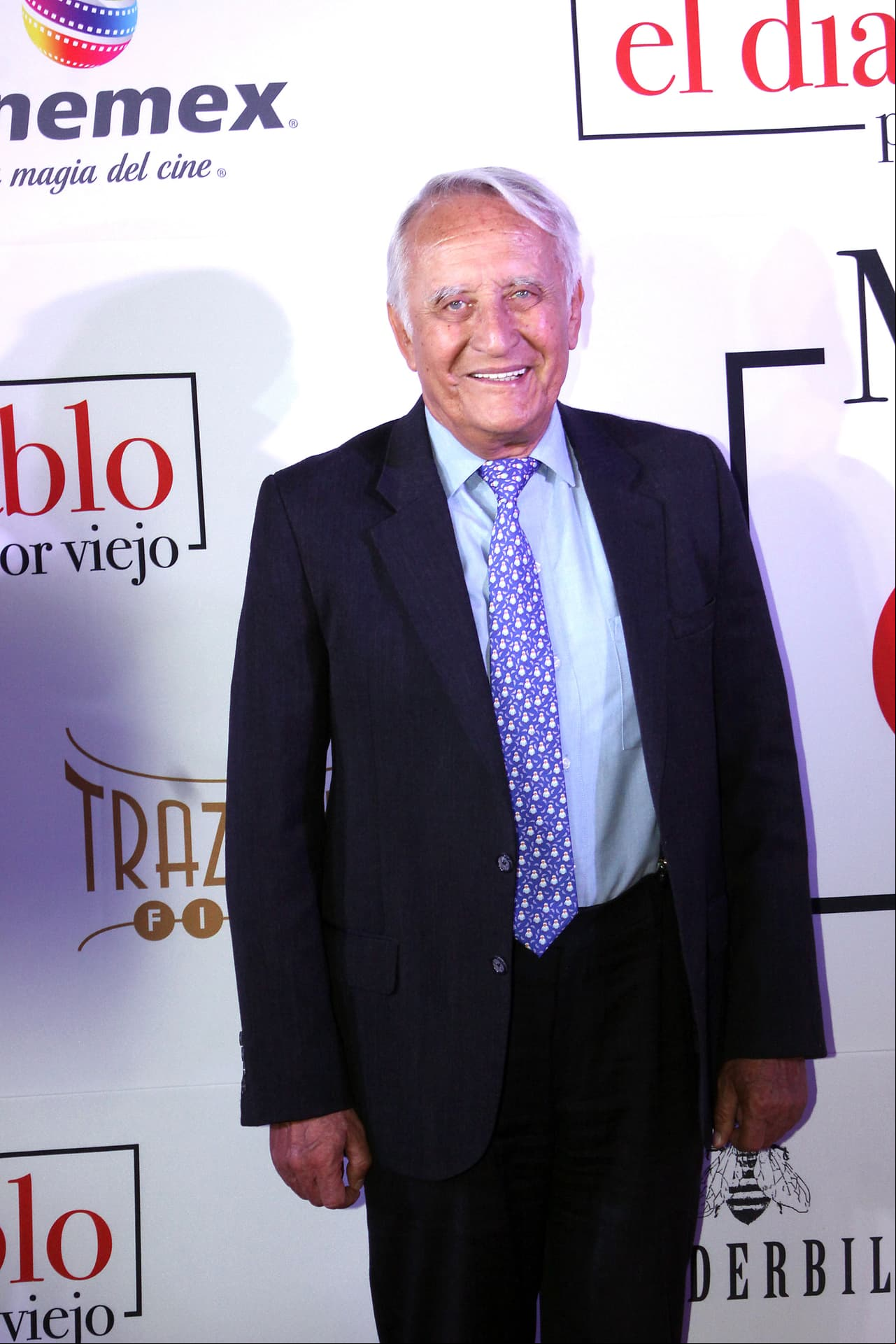 Luego de darse a conocer, en días recientes, que Patricio Castillo enfrentaba una afección pulmonar, la tarde de este jueves 15 de abril se confirmó el sensible fallecimiento del actor en el programa 'Cuéntamelo Ya!'.