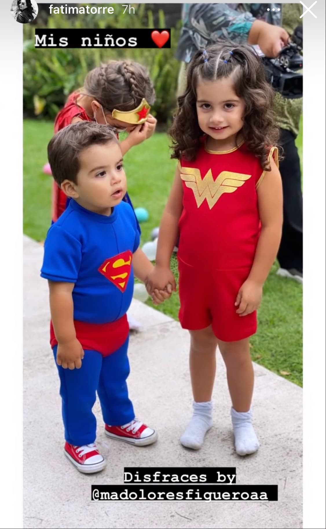 Pero no solo la mayor de los hijos del matrimonio Torre Salazar se disfrazó, pues su hermano Diego también lució un tierno trajecito de Superman.