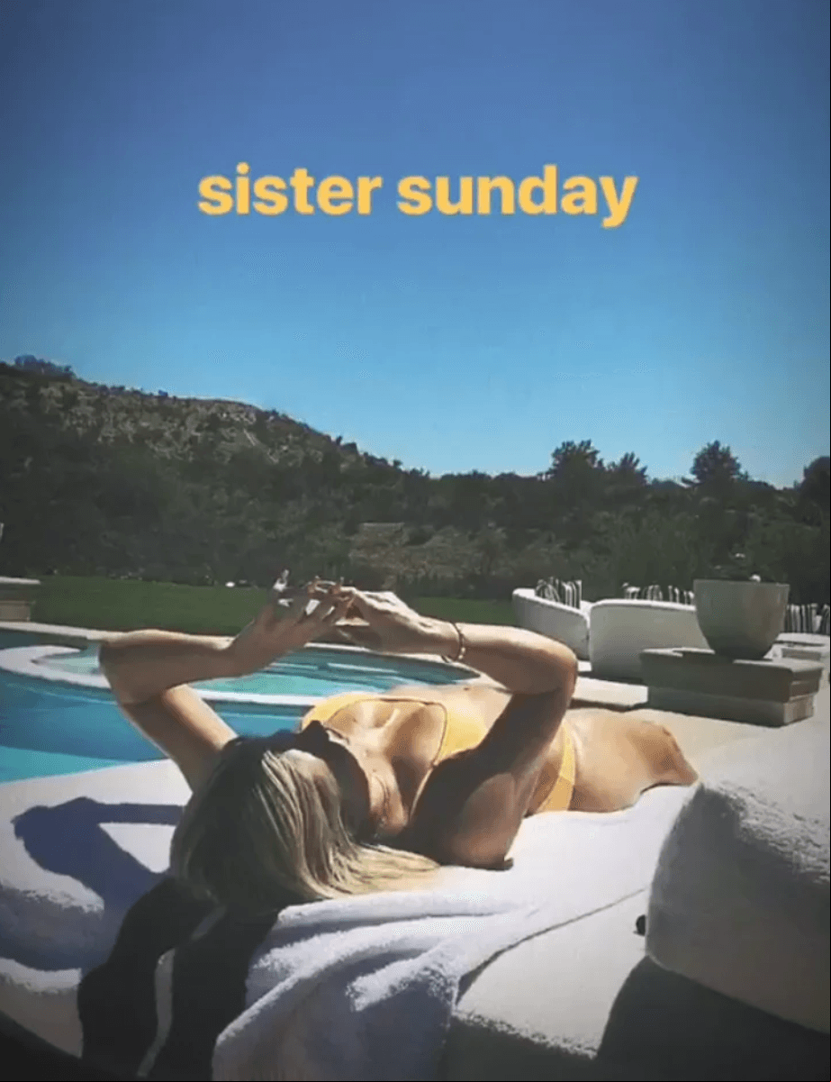 Khloé luce cuerpazo en bikini