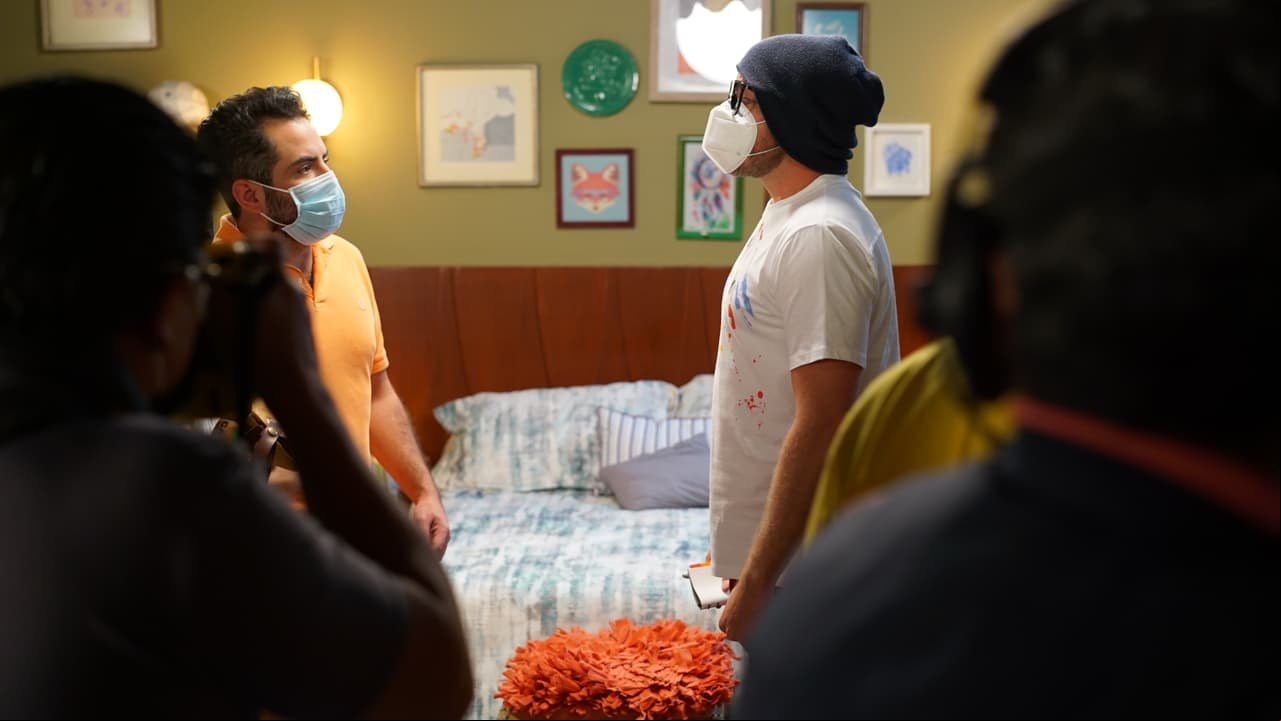 Los dos protagonistas juveniles frente a frente.