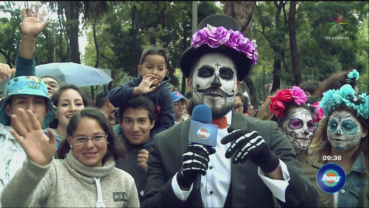 Espectacular desfile de Día de Muertos