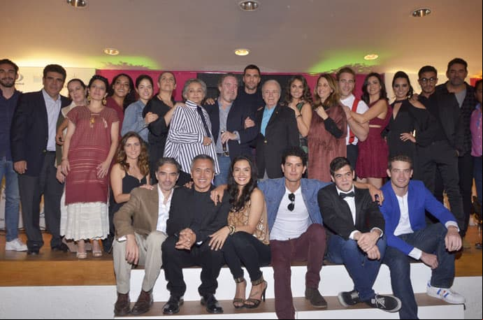 Elenco de Sin tu Mirada