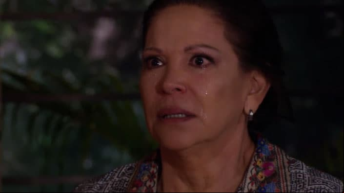 Capítulo 122: ¡Rosario ofrece su vida para salvar a Alejandro!