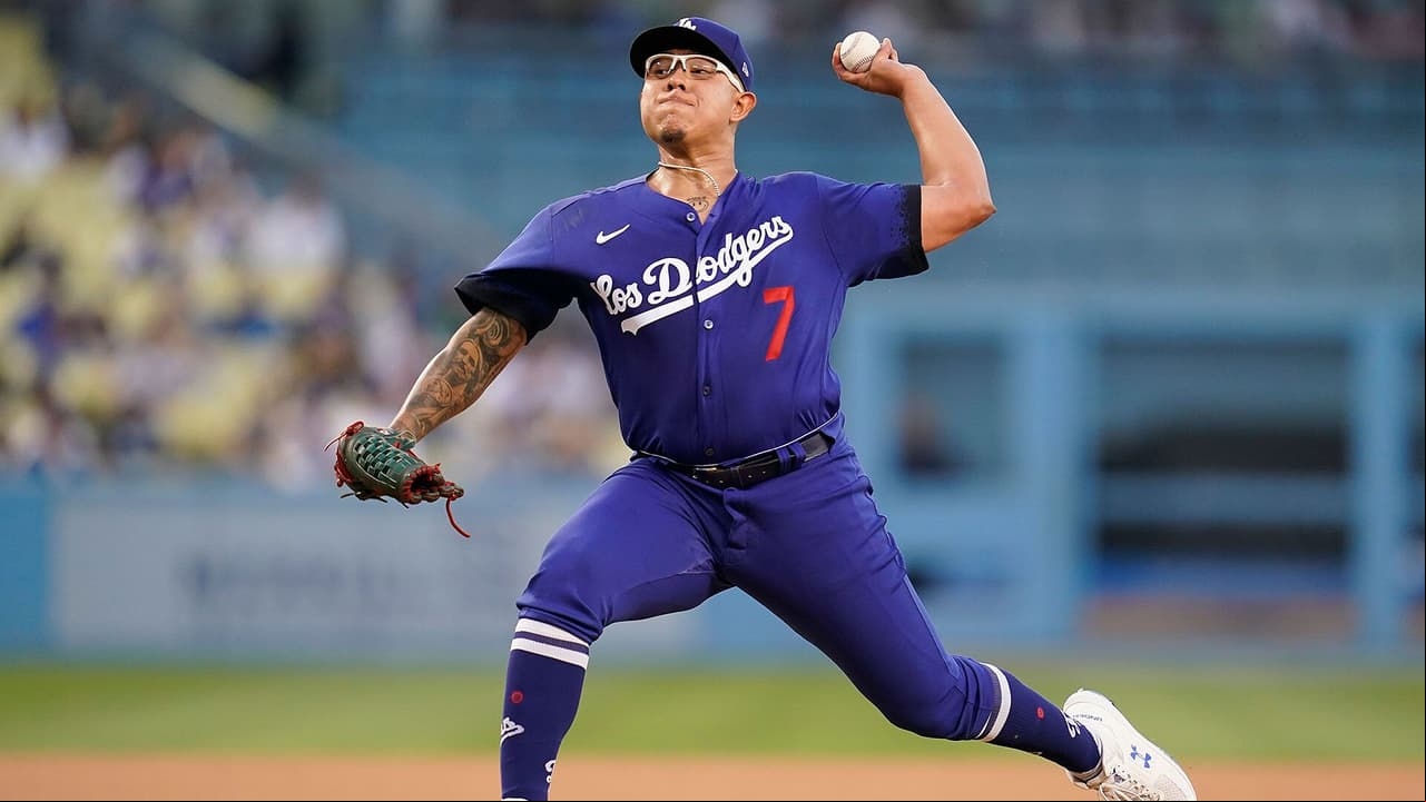 ¡De paisano a paisano! Luis Urias conectó un cuadrangular a Julio