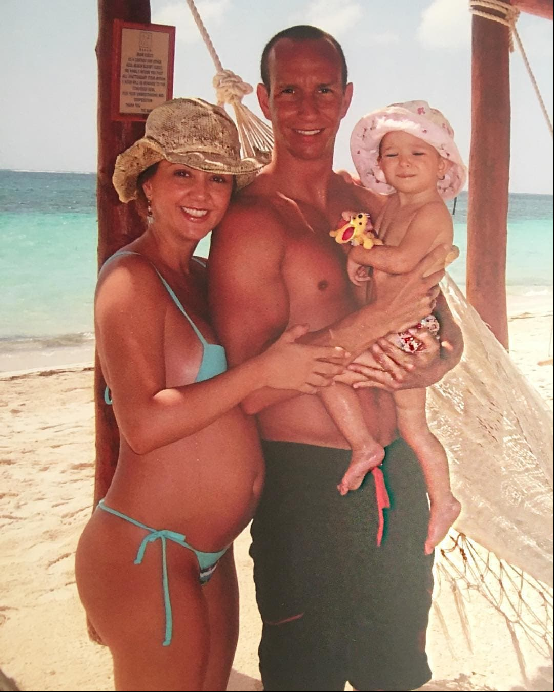 Cinco años después de haberse casado, la felicidad de la pareja creció con la llegada de Mía Rubín, quien nació el 22 de abril de 2005.