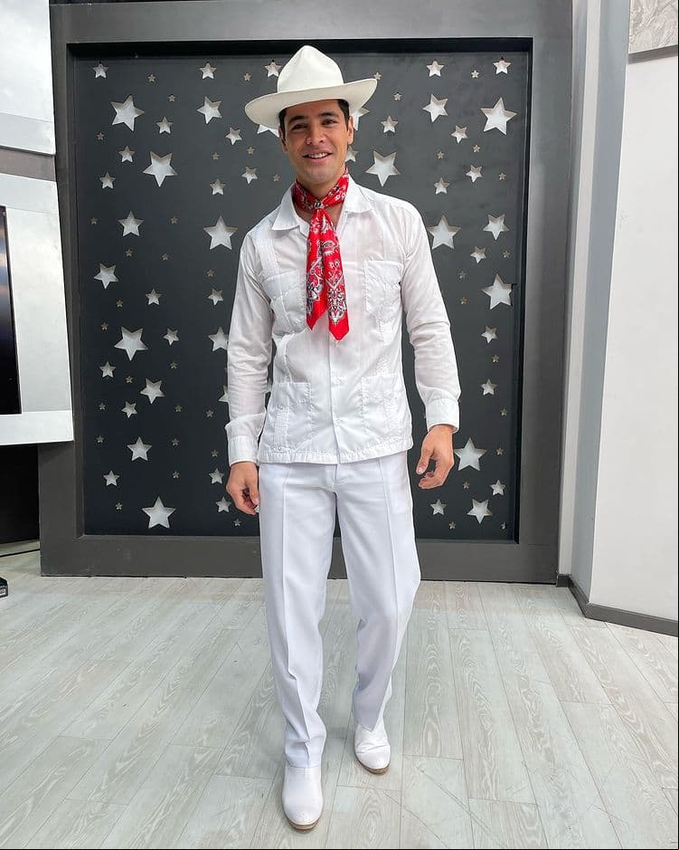 ¿Qué pasará con Moisés Peñaloza de Las Estrellas bailan en Hoy tras aparatosa caída?