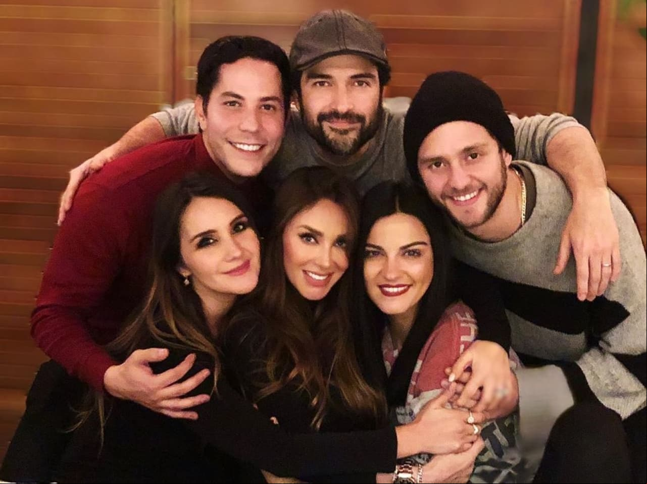 El concierto que Anahí, Maite Perroni, Christian Chávez y Christopher Uckermann grabaron en diciembre pasado en honor a RBD se transmitirá el próximo 28 de marzo a las 7 de la noche por Las Estrellas. Así que no te lo pierdas y únete a la conversación en redes con #SerOParecer2021.