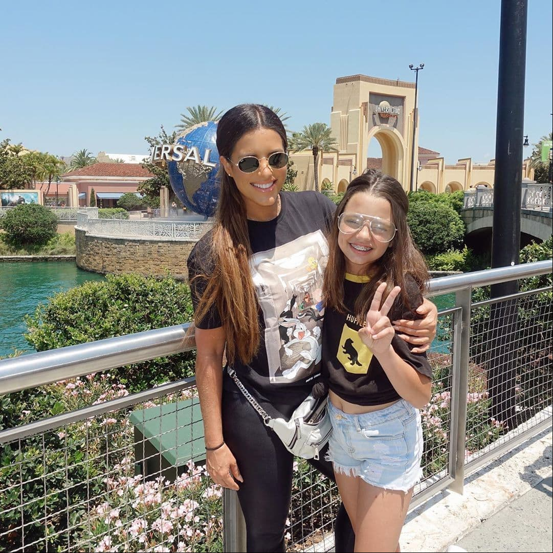 La actriz y presentadora Gaby Espino ha recibido comentarios negativos en las redes debido a que su hija Oriana solo habla inglés en los videos que la venezolana comparte en su canal de Youtube.