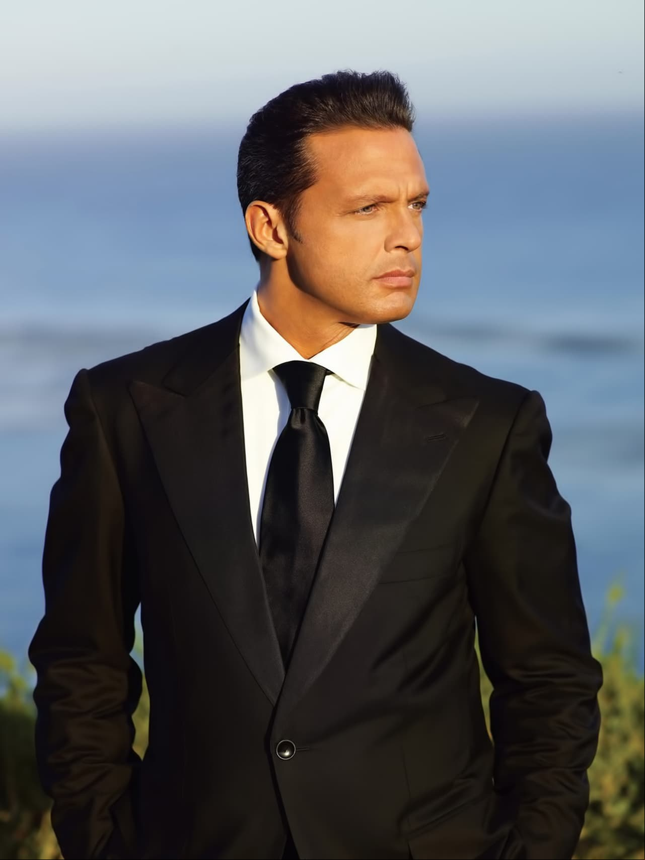 Luis Miguel no está en Acapulco, revelan que tuvo fuerte accidente y detallan su estado de salud