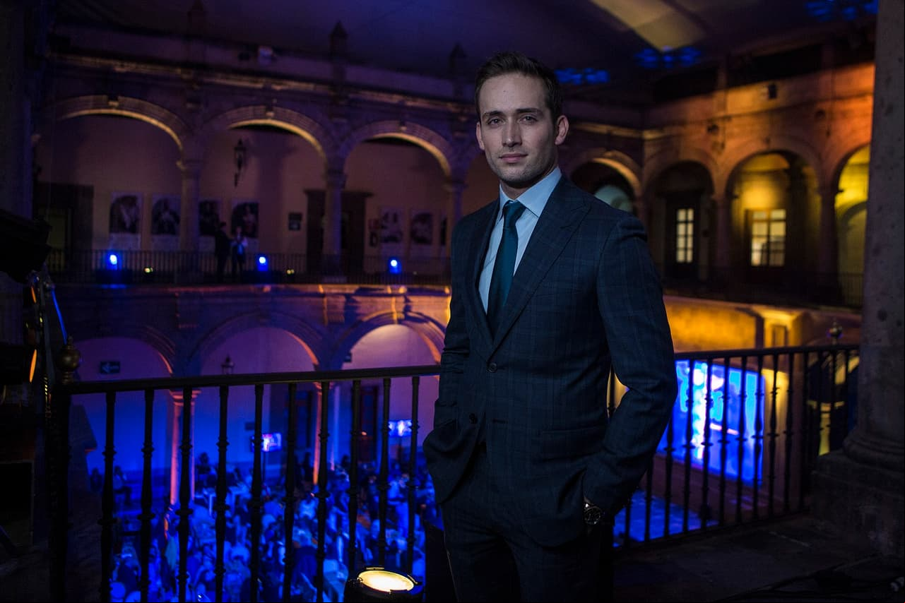Mauricio Henao lució un traje de Harris & Frank.