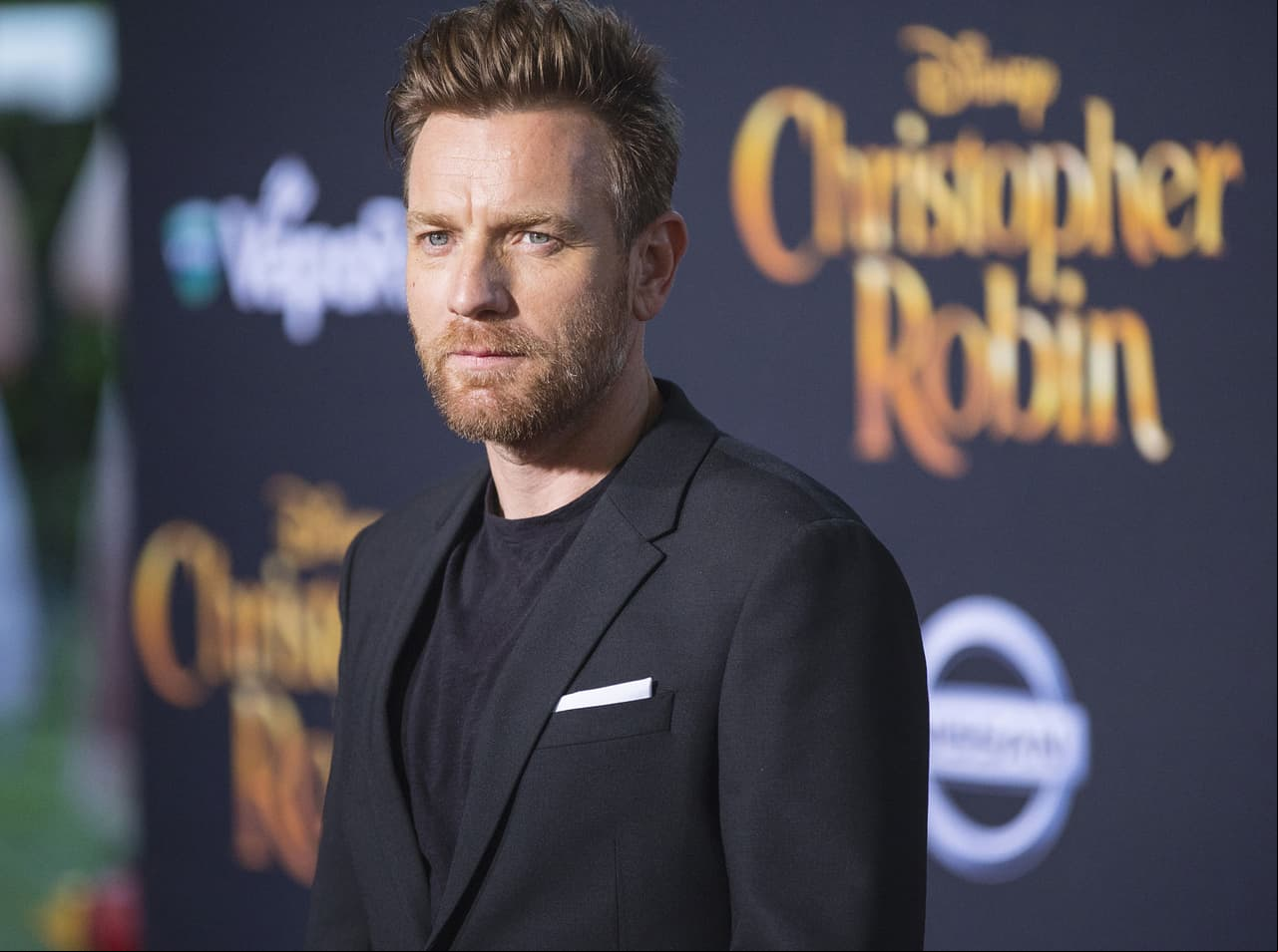En 2008, Ewan McGregor reveló a la BBC que se percató de un lunar debajo de su ojo derecho, por lo que acudió con un especialista para retirarlo. “Tienes que tener cuidado si eres de piel pálida y pasas tiempo bajo el sol”, declaró.