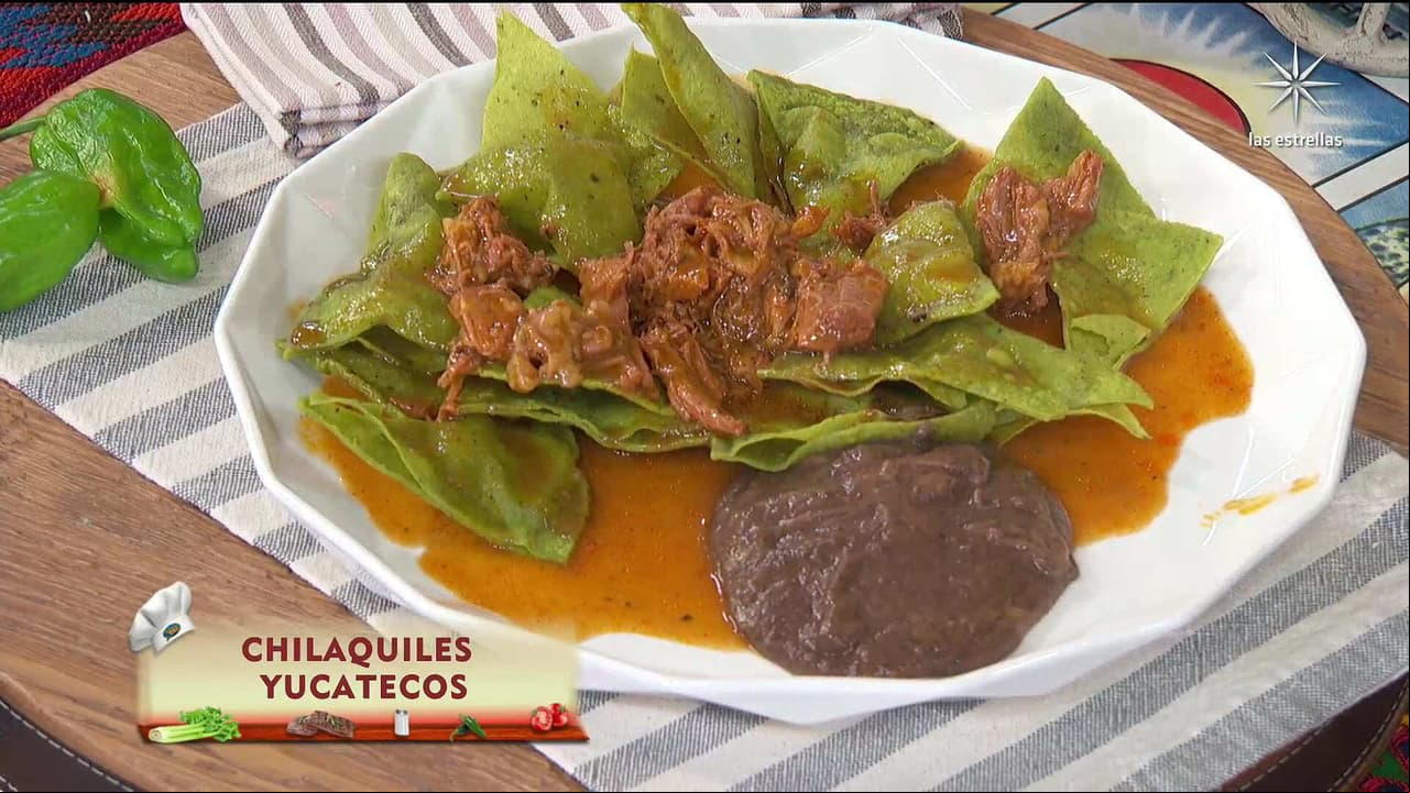 Receta original: Chilaquiles yucatecos (con cochinita pibil)