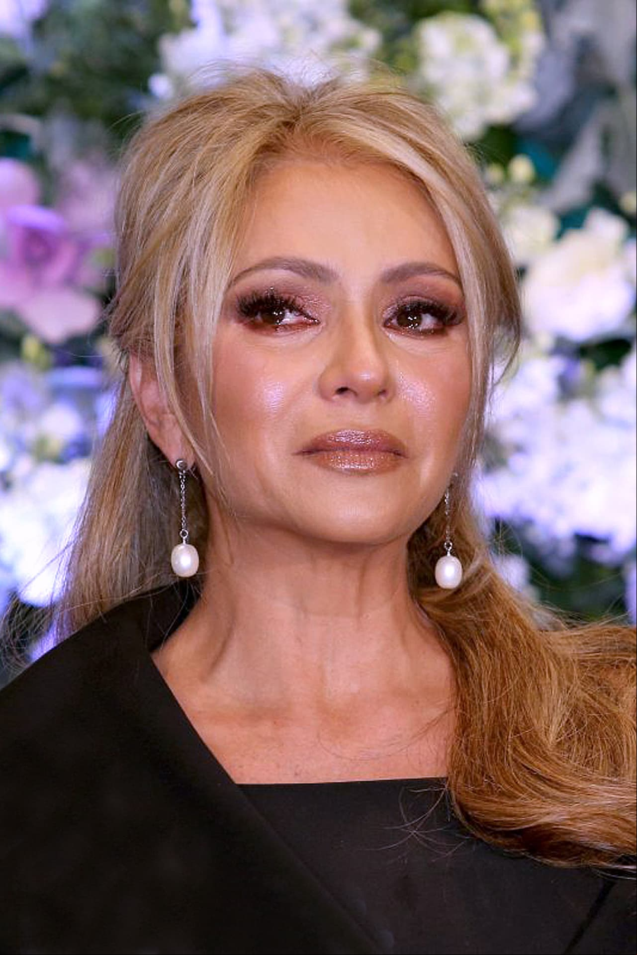 “Le habían dado 20 días de vida a mi mamá y yo iba a dejar la telenovela”: Daniela Castro narra su momento más difícil