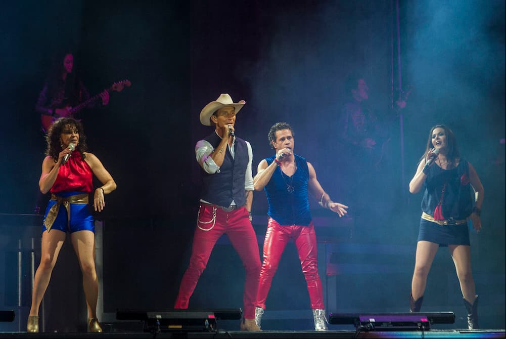 71120230. México, 20 Nov. 2017 (Notimex-Jessica Espinosa).-El grupo Timbiriche se presentó esta noche en la plancha del Zócalo capitalino. NOTIMEX/FOTO/JESSICA ESPINOSA/JES/ACE/