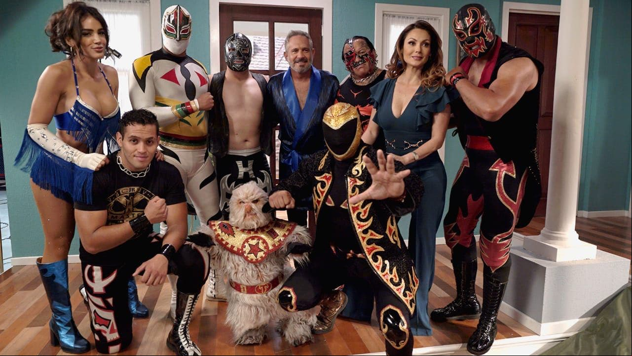 Varios luchadores aparecieron como parte de una de las fantasías de Simón.