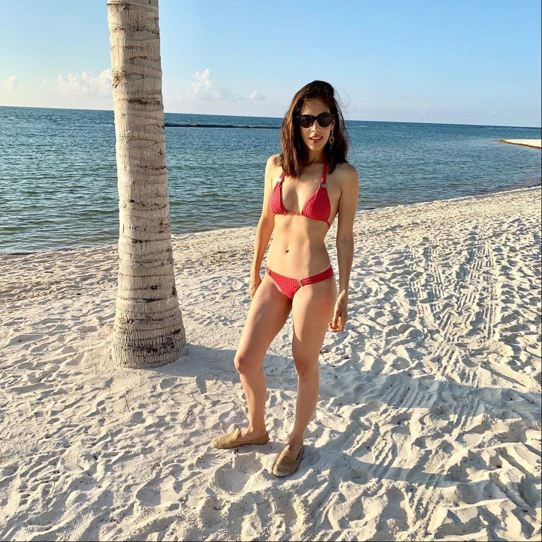 Sandra Echeverría vacaciona en la playa tras concluir las grabaciones de La Usurpadora