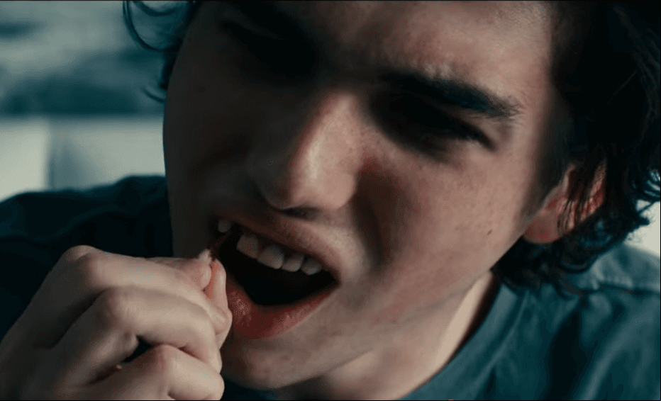 Caída de dientes de 'Dejar el mundo atrás'