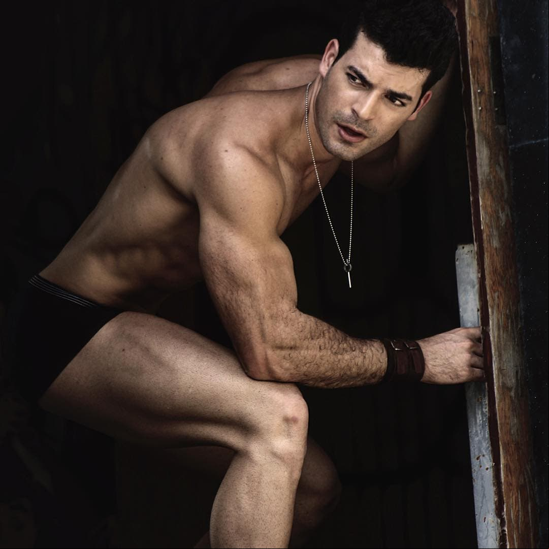 ¿Qué hace Adrián Di Monte para lucir un abdomen marcado?