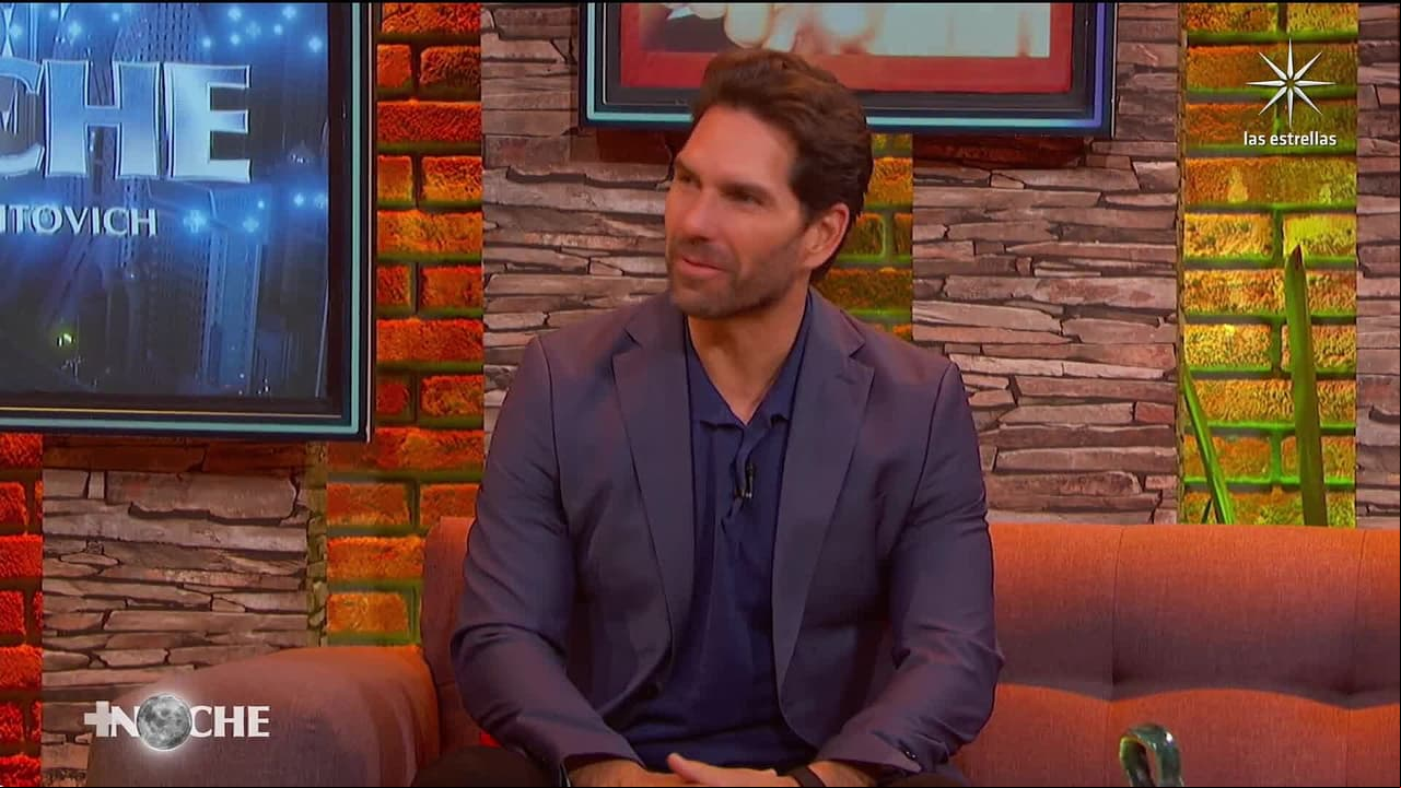 Arap Bethke confiesa que le dio anillo de compromiso a una expareja antes de terminar