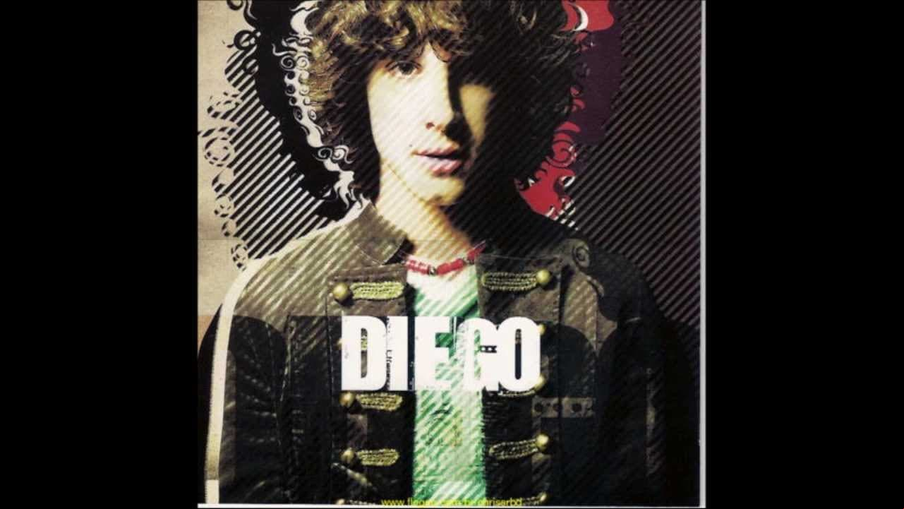 En cuanto a su carrera musical, el intérprete mexicano lanzó su álbum debut ‘Diego’ en 2005, el cual salió a la venta en portugués un año después.