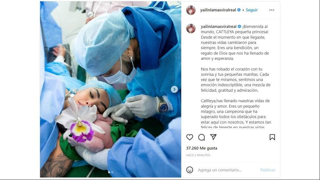 Esta es la publicación que Yailin La Más Viral ya eliminó de su cuenta de Instagram. En ella anunció el nacimiento de su hija y se aprecia a Anuel al lado de ellas.