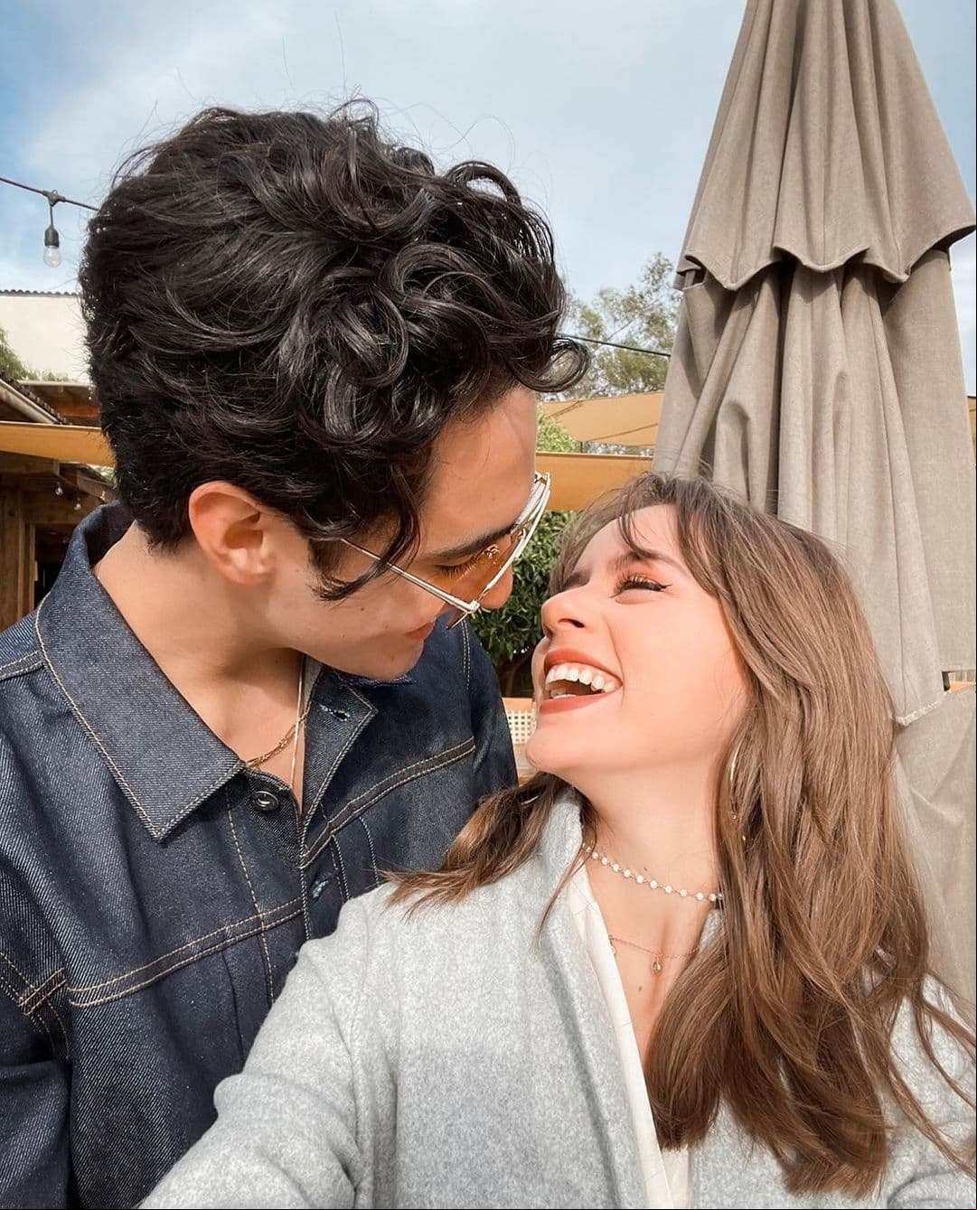 Azul Guaita y Sebastián Poza celebran su segundo año de noviazgo