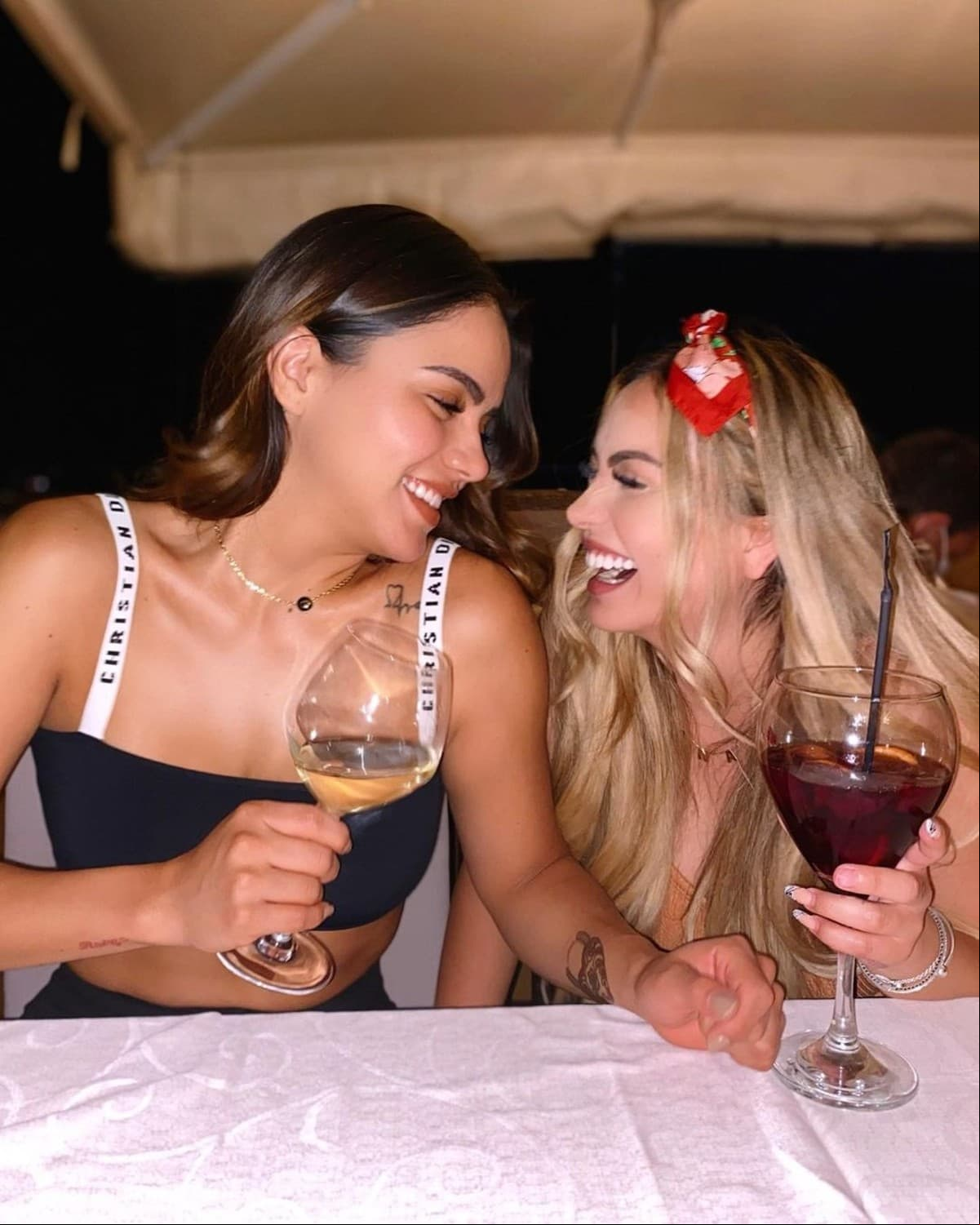 Samadhi Zendejas y su hermana Claudia Dassana son como gotas de agua.