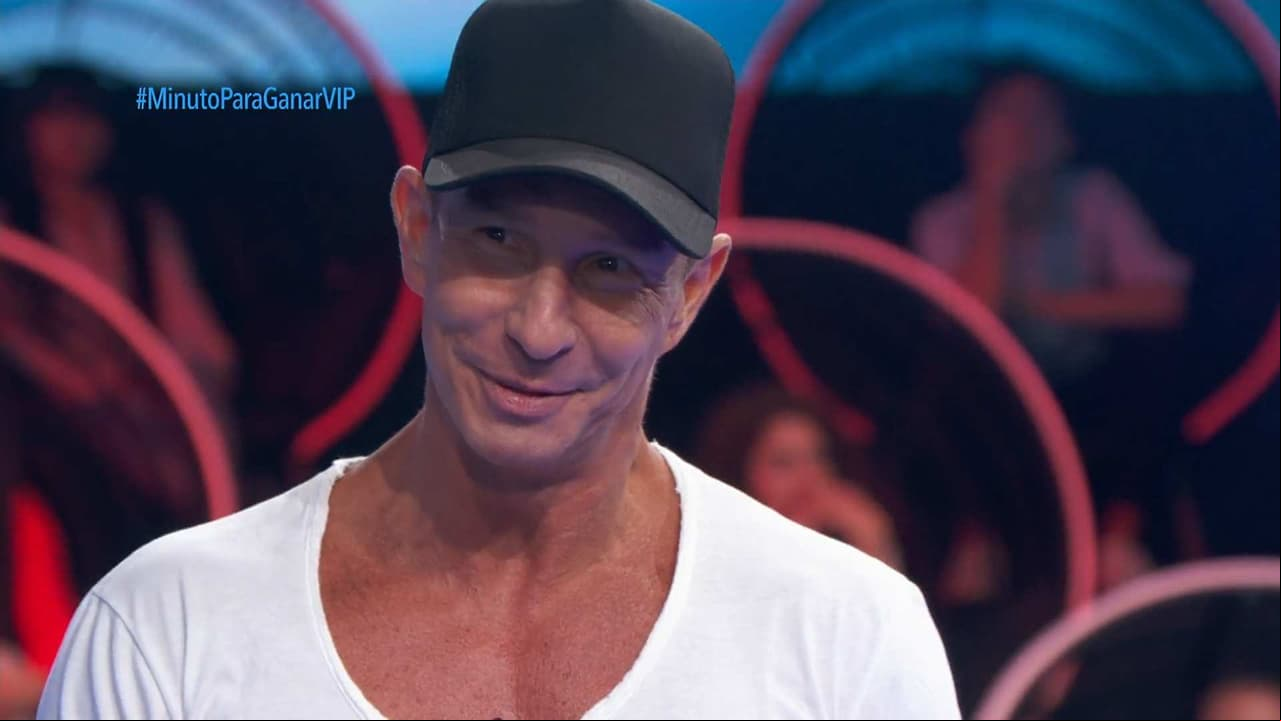 Erik Rubín recuerda la travesura que le hicieron sus compañeros de Timbiriche y que lo dejó desnudo
