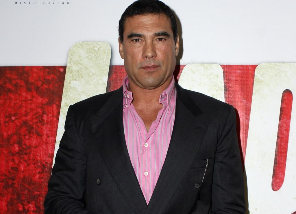 Eduardo Yáñez revela que estuvo ‘enamorado’ de su mamá y se bañaban juntos