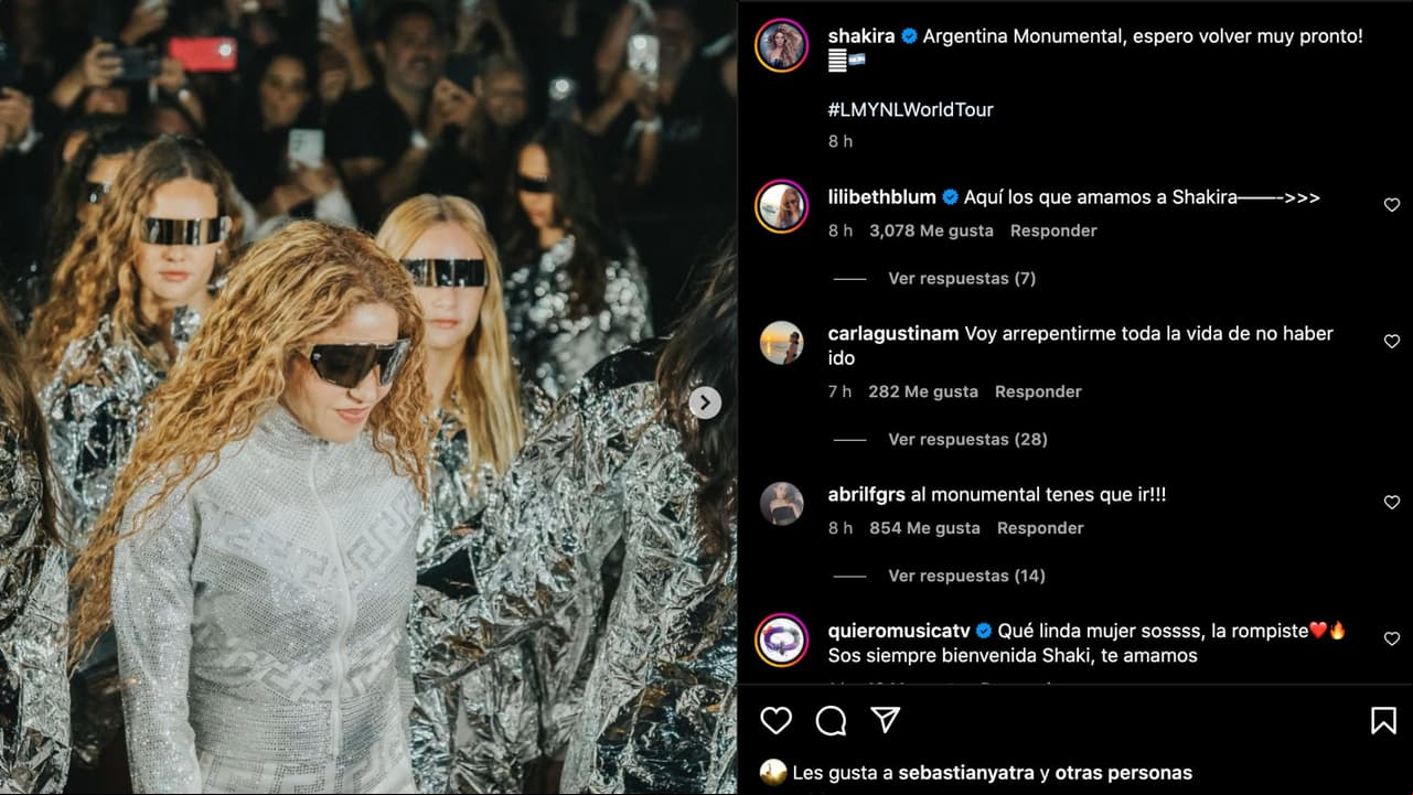 Shakira fue acompañada en su concierto por Zulú, hija de Antonio de la Rúa.