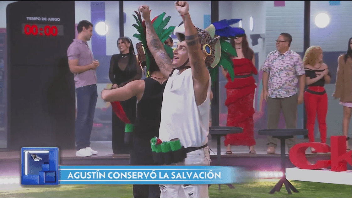 Agustín se queda con el poder de la salvación
