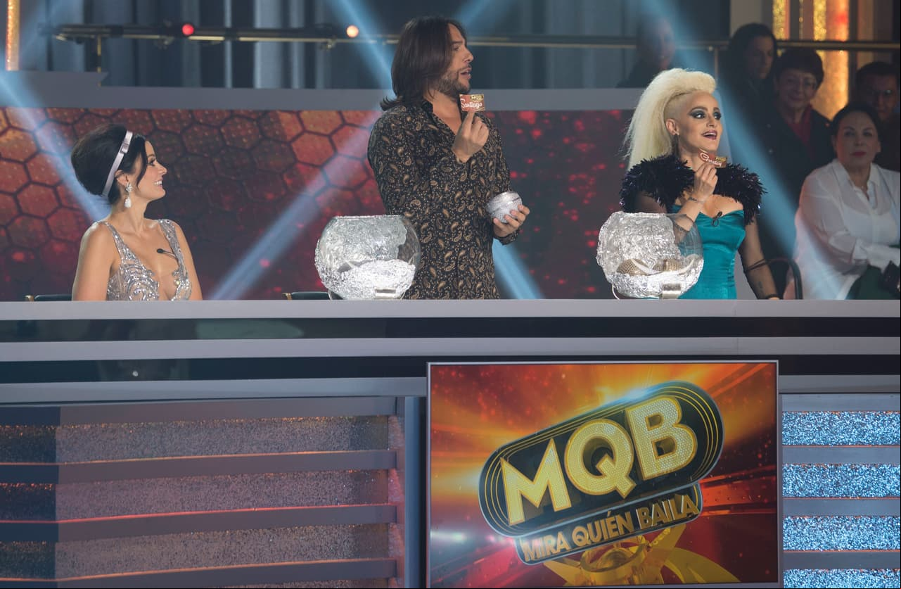 Las reglas volvieron a sorprender a los participantes, quienes tuvieron que enfrentarse en un espectacular duelo de sexos, hombres vs mujeres.