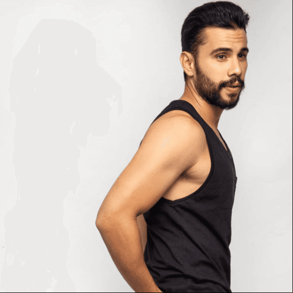 ¿Perreo intenso o baile pegadito? “Baile pegadito, una lambada”.