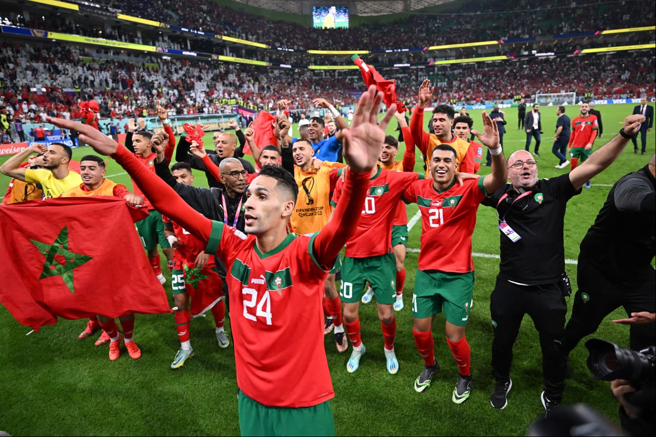 Marruecos derrotó 1-0 a Portugal con gol de Youssef En-Nesyri en el Estadio Al Thumama para convertirse en la primera selección africana en Semifinales en una Copa del Mundo.