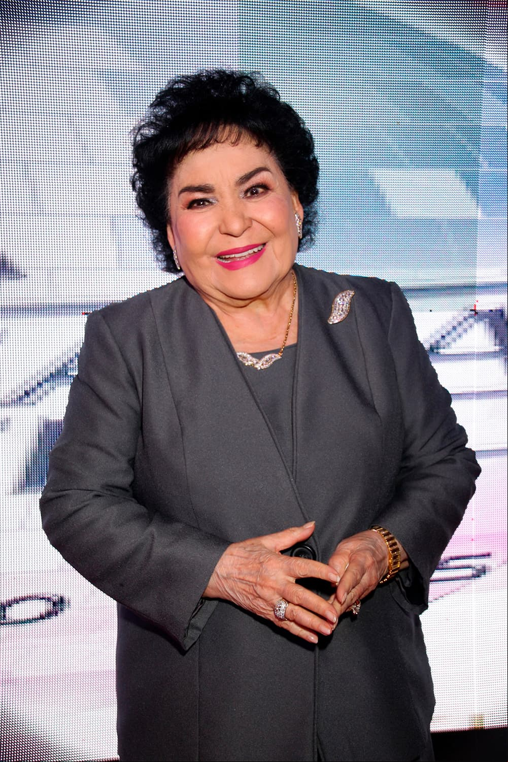 El pasado 11 de marzo en un encuentro con la prensa, Carmen Salinas expresó su opinión sobre el COVID-19 (coronavirus), al mencionar que el origen del virus había sido en China, debido a las costumbres que tienen los ciudadanos de ese país con su alimentación.