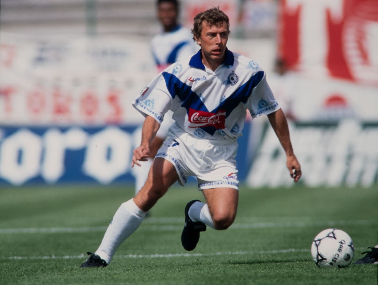 El delantero español 
<b>Emilio Butragueño</b> llegó al Atlético Celaya en 1995 después de jugar toda su carrera en el Real Madrid; tres años después se retiró en el futbol mexicano.