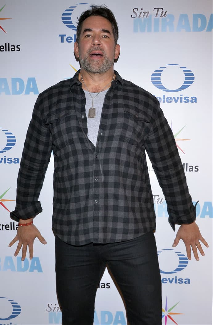 Eduardo Santamarina en Sin tu mirada
