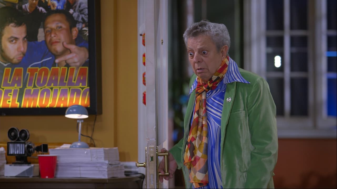 Frankie no lo podía creer, pero mejor le dijo a su esposa que no subiera porque "estaba la nuera y se pone violenta".