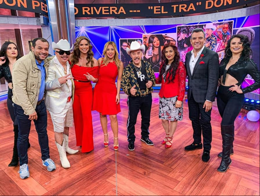 Además de disfrutar su matrimonio, Don Pedro Rivera está promocionando su tema ‘El tra’, además del evento secreto de Jenni Rivera, el cual se realizará el 13 de febrero en Los Ángeles, Ciudad de México y Chicago.