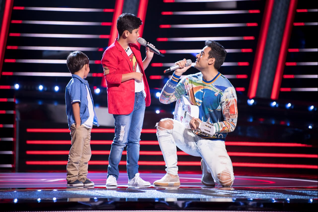 Al término de su audición, Max Alexander Cervantes le pidió a Carlos Rivera hacer un dueto con la canción “Recuérdame”, esta melodía provocó las lágrimas de Lucero.