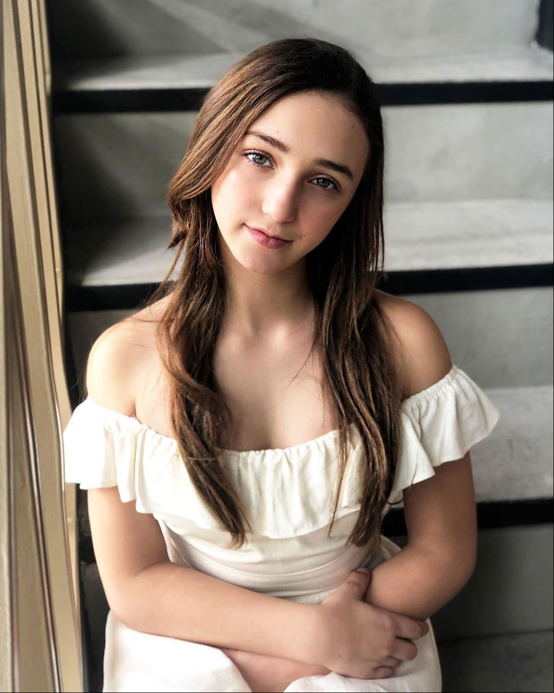 El 5 de enero de 2007 nació Nina Rubín Legarreta, quien también ha mostrado su talento como actriz, incluso, fue parte del elenco de la obra ‘Annie, el musical’. Actualmente, la joven de 14 años forma parte de la telenovela 'Te Acuerdas de Mí', en el papel de 'Fabi'.