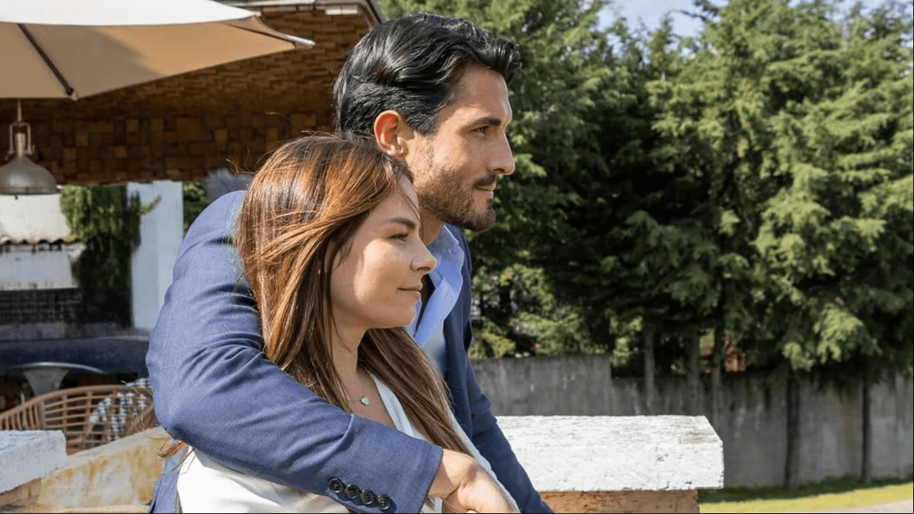 Así graban Alejandra Robles Gil y Chris Pazcal la telenovela 'Regalo de Amor'