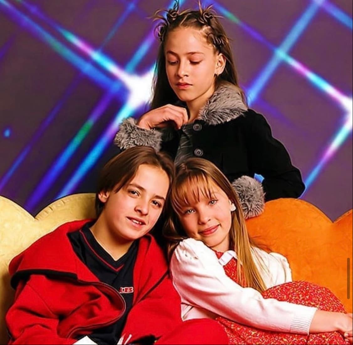 Sin embargo, fue en la telenovela 'Amigos x Siempre' (2000), que Navarrete alcanzó la fama al interpretar a 'Renata Sánchez-Gabito', la antagonista infantil de esta historia.