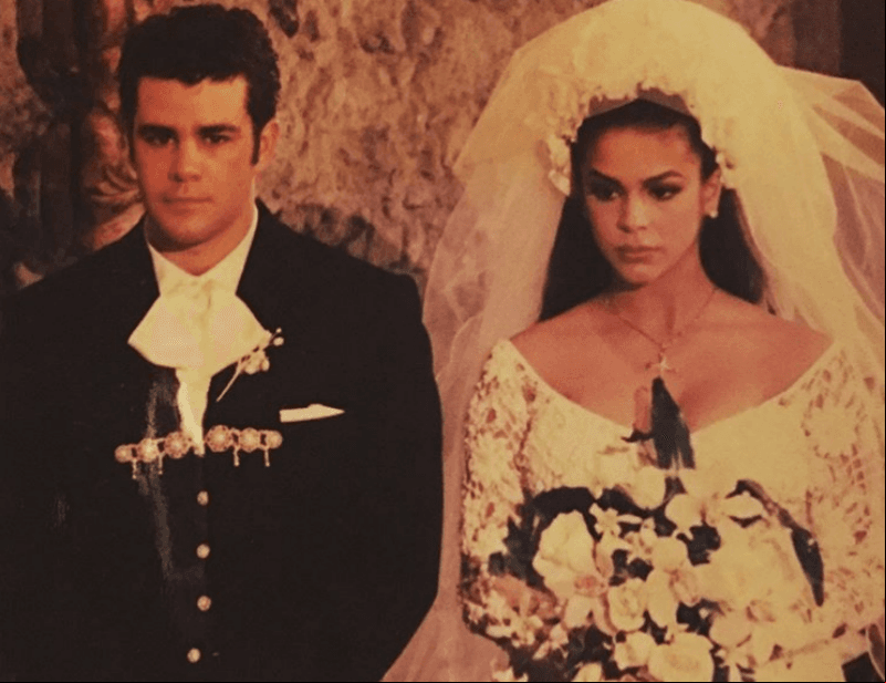La boda fue transmitida en televisión nacional.